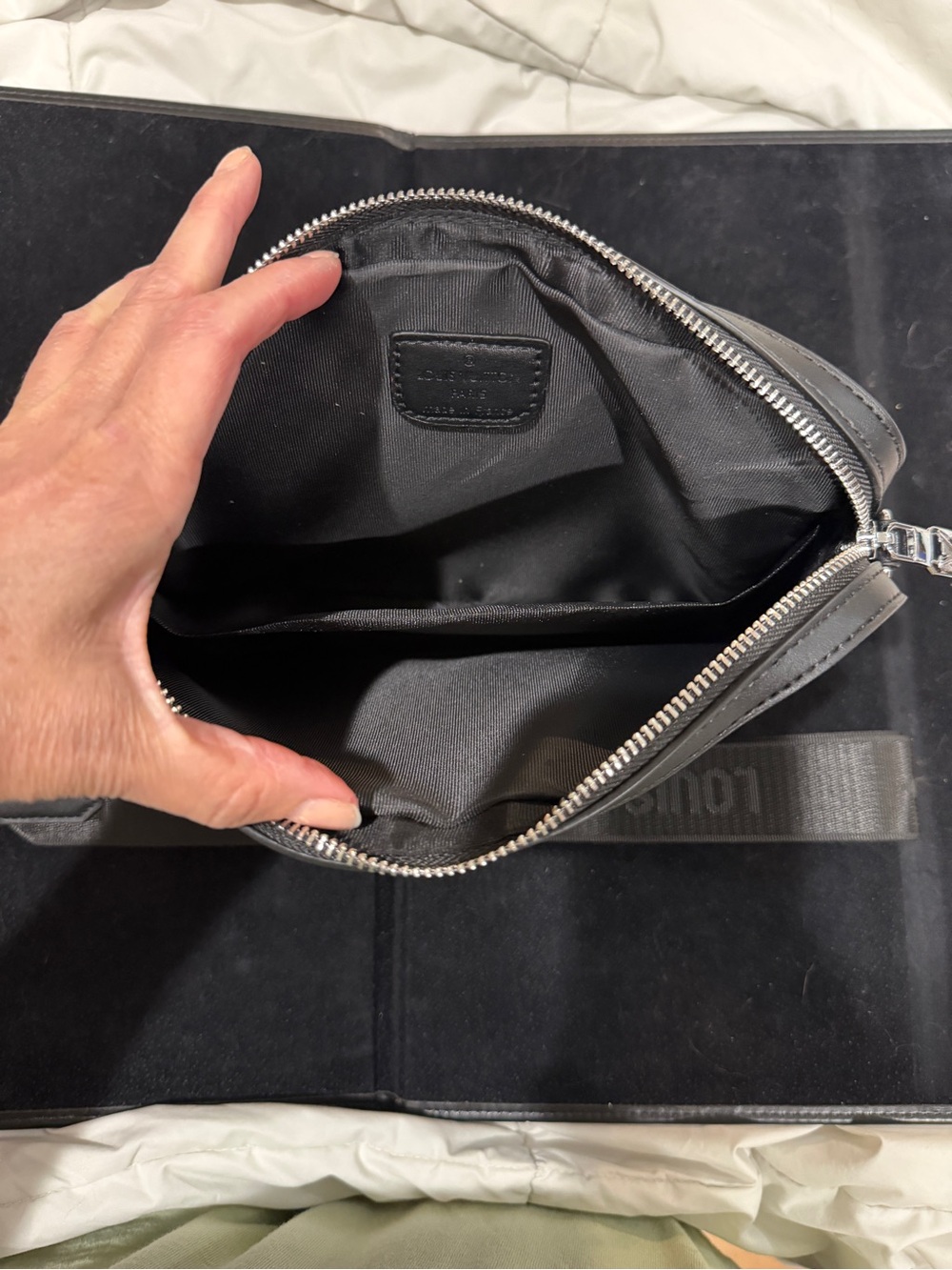 Louis Vuitton Gray Monogram Messenger Bag with Adjustable Strap - Picture 7 of 11
